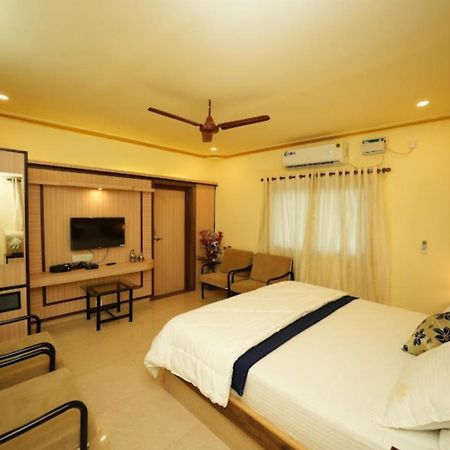Shradha Luxury Room Calangute Ngoại thất bức ảnh