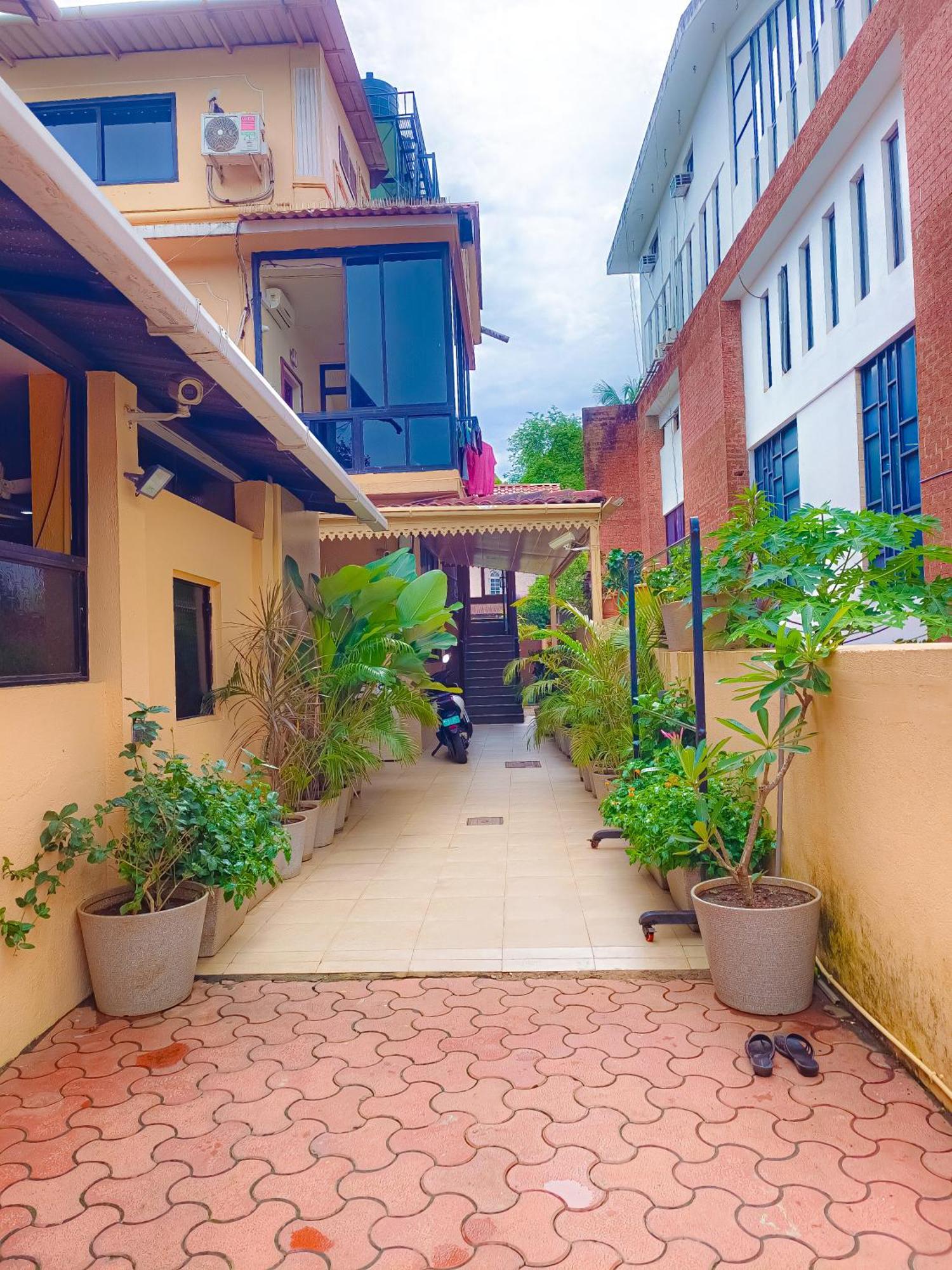 Shradha Luxury Room Calangute Ngoại thất bức ảnh