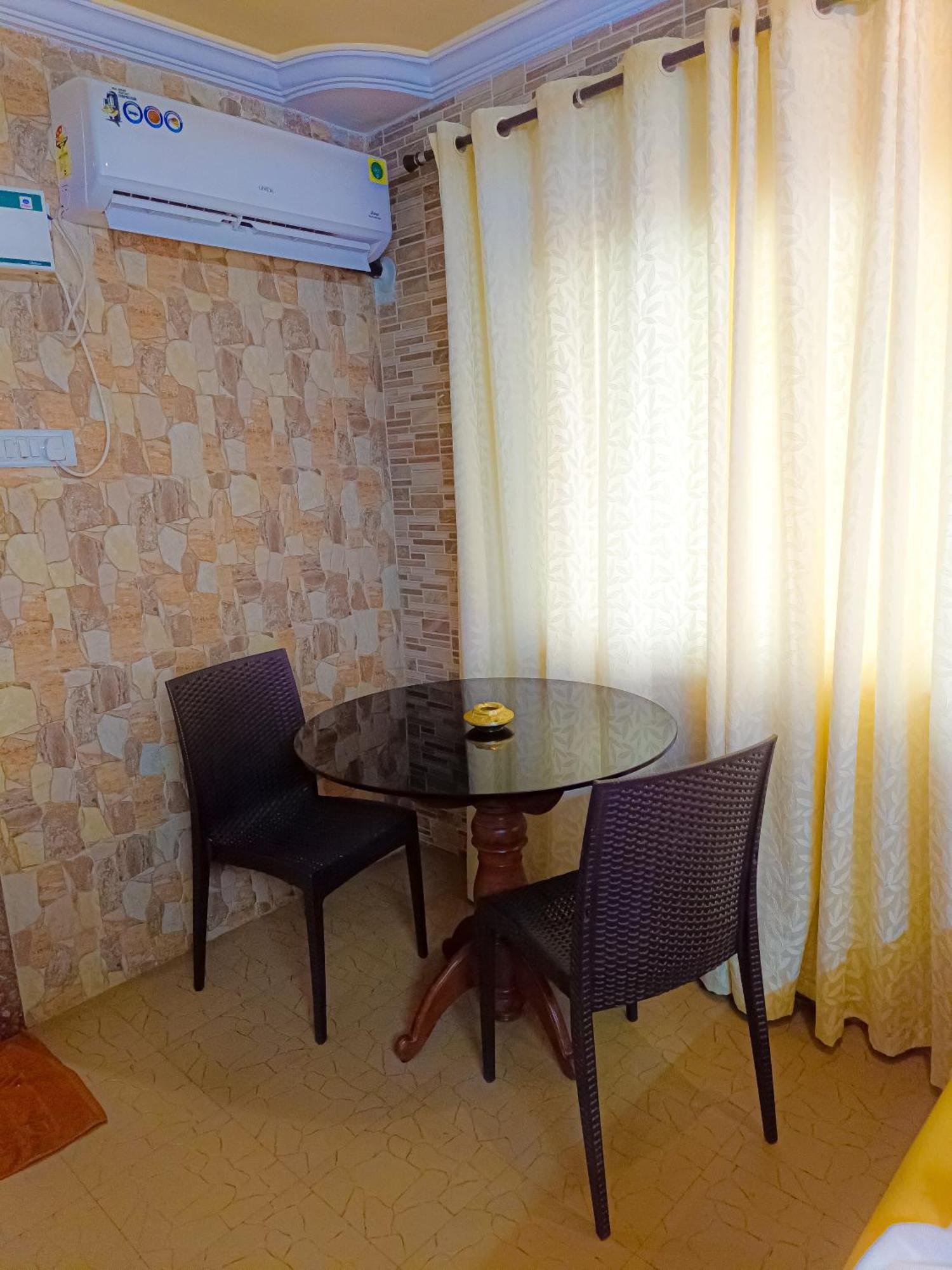 Shradha Luxury Room Calangute Ngoại thất bức ảnh