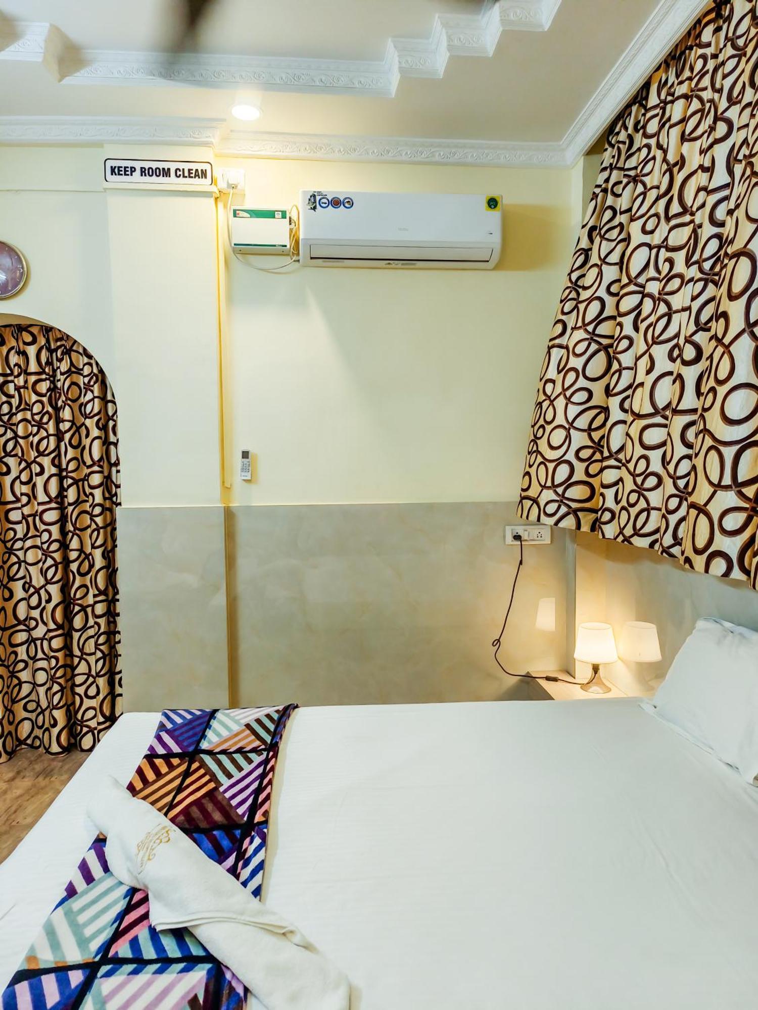 Shradha Luxury Room Calangute Ngoại thất bức ảnh