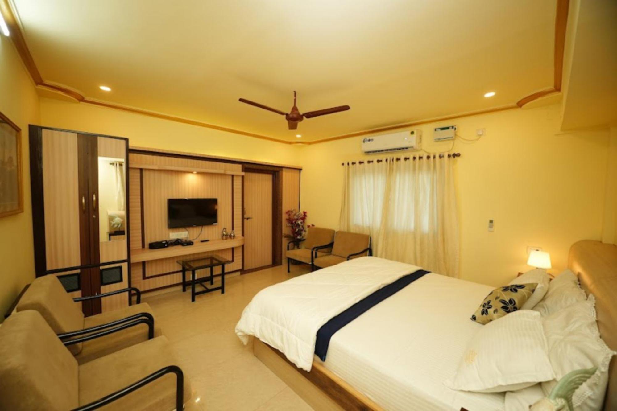 Shradha Luxury Room Calangute Ngoại thất bức ảnh
